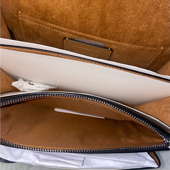 Coach leather purse New - Picture 8 of 11